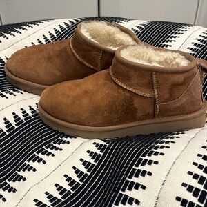 Classic Ultra Mini in Chestnut